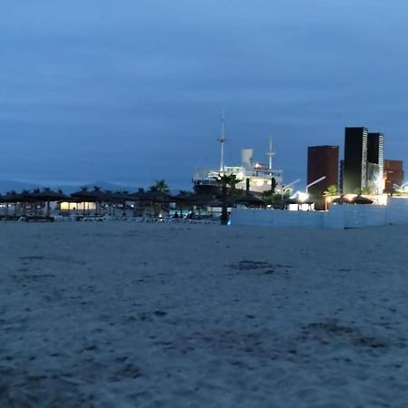 Studio De 23 M2 Avec Jardinet 400M De La Plage เลอบาร์กาแรส ภายนอก รูปภาพ